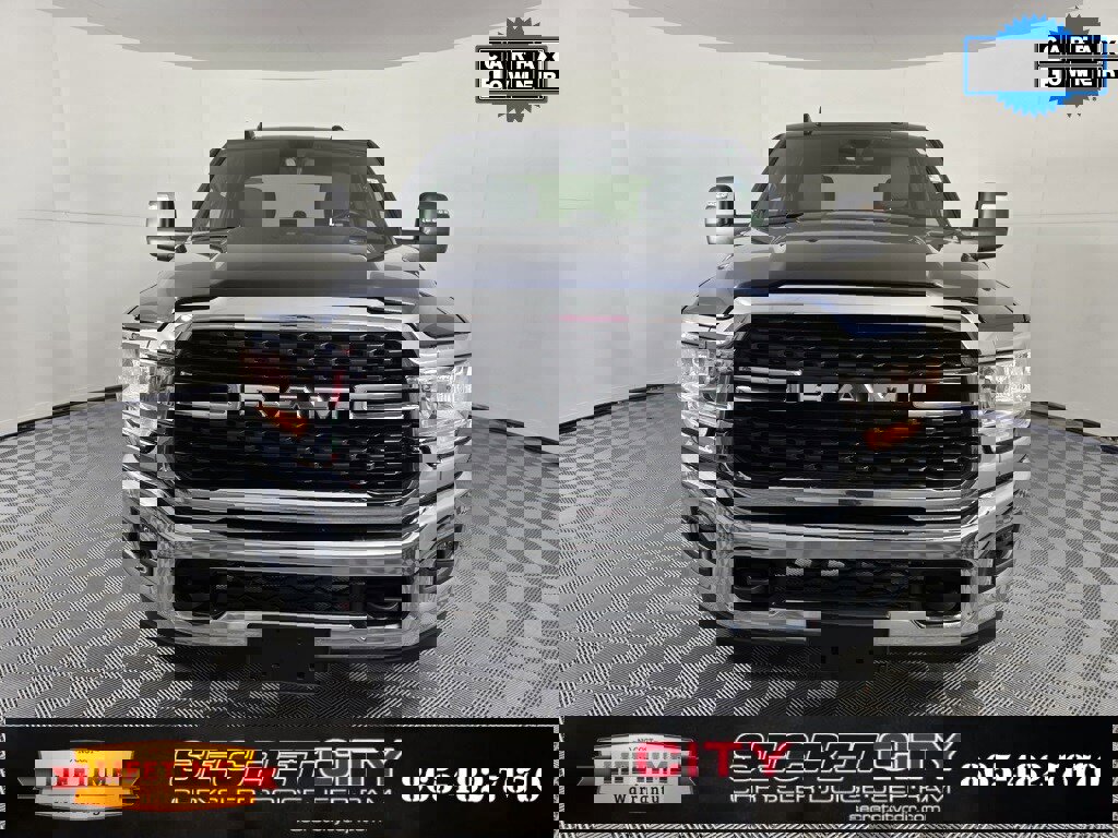 Used 2024 RAM 2500 Big Horn w/ Bed Utility Group video 2