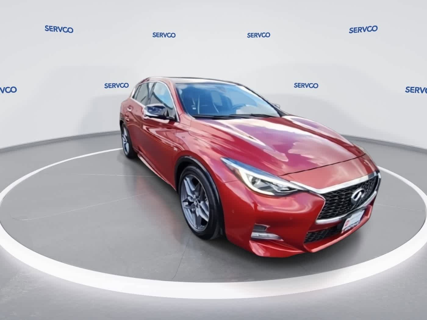 Used 2017 INFINITI QX30 Sport FWD image 2