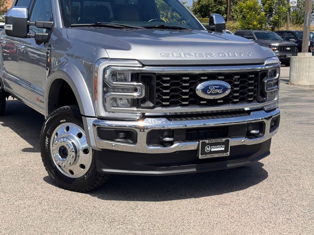 Used 2023 Ford F450 Lariat w/ Lariat Ultimate Package AWD/4WD image 3