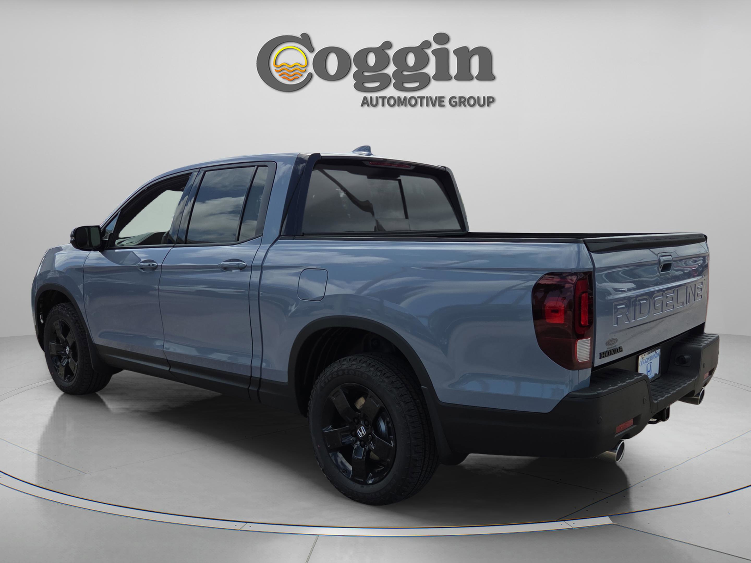 New 2026 Honda Ridgeline Black Edition image 4