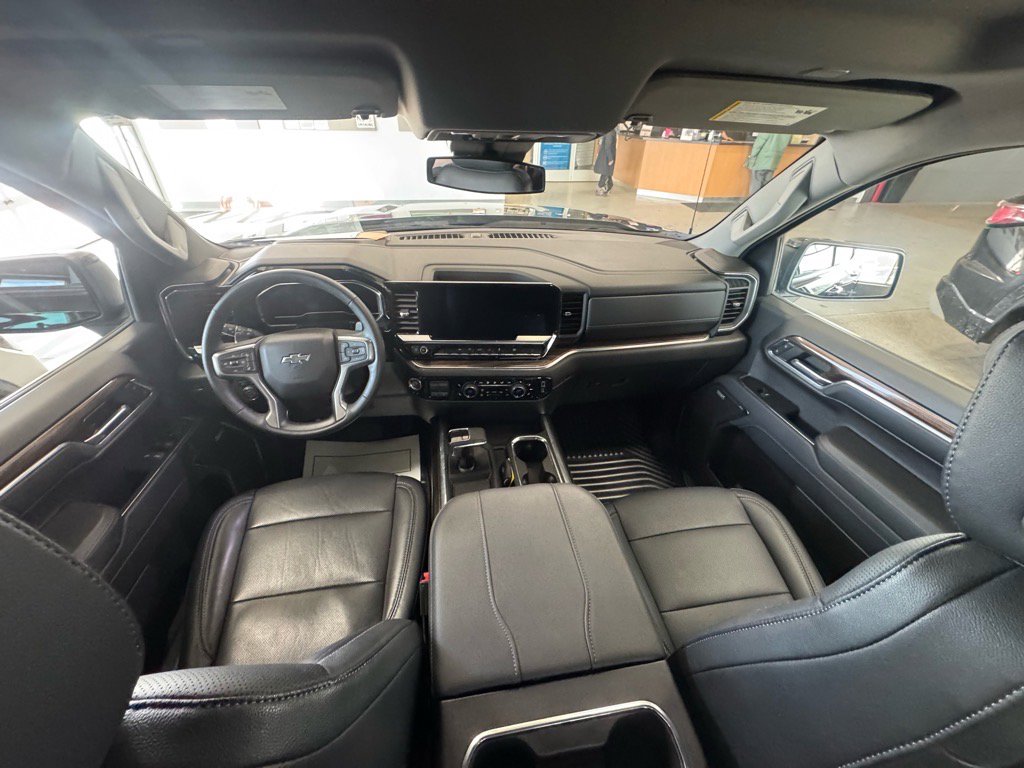 Used 2023 Chevrolet Silverado 1500 RST w/ Convenience Package II image 15