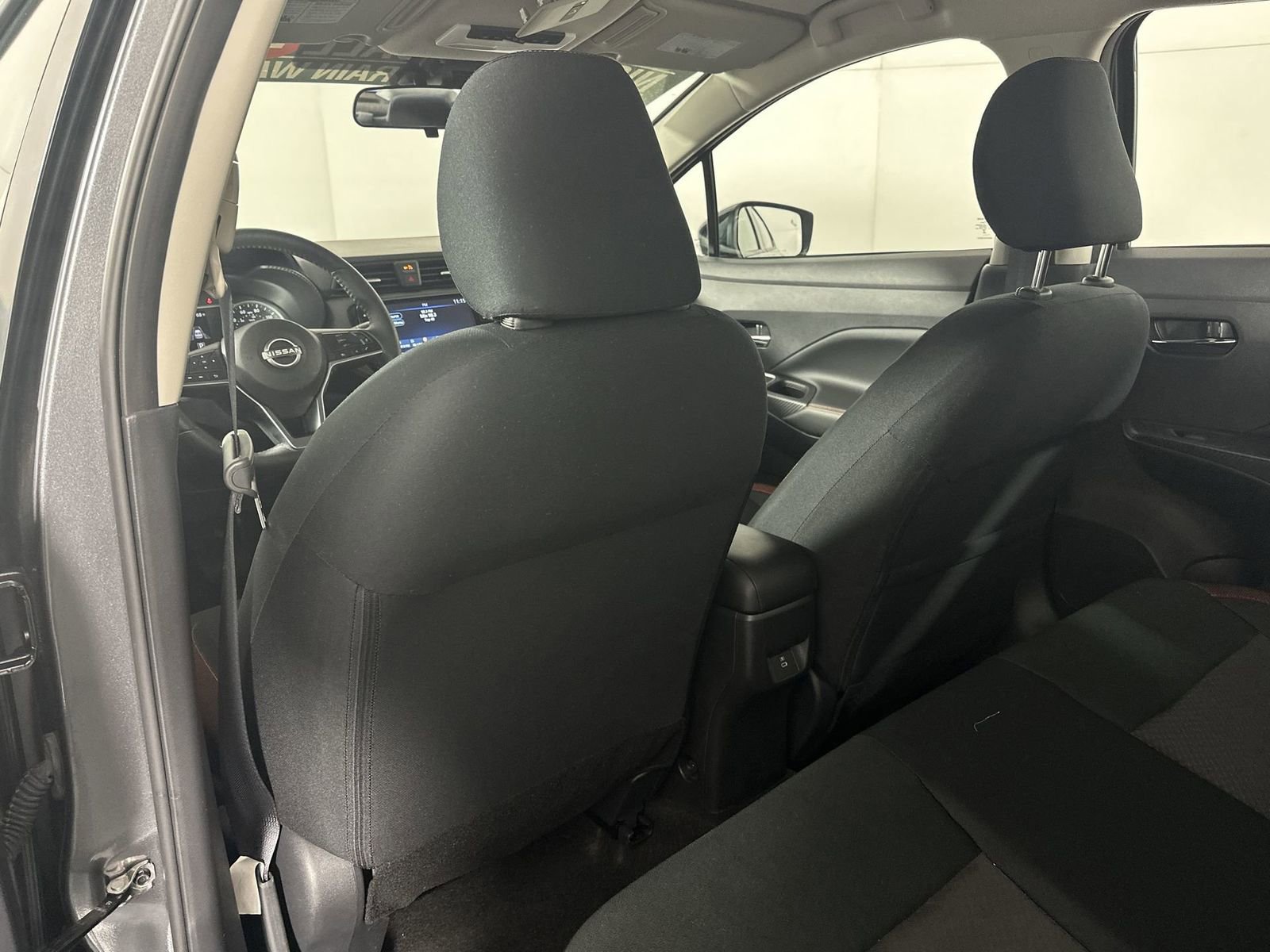 Certified 2024 Nissan Versa SR image 27