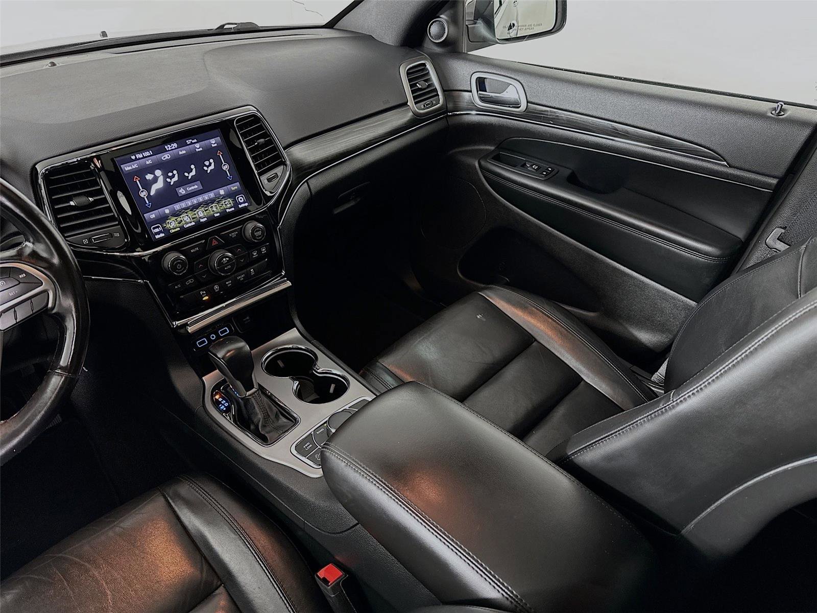 Used 2020 Jeep Grand Cherokee Limited w/ Trailer Tow Group IV image 26