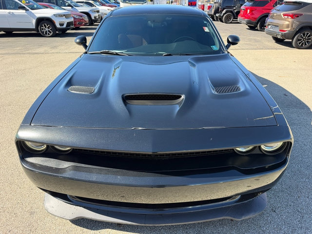 Used 2015 Dodge Challenger SRT Hellcat RWD image 10