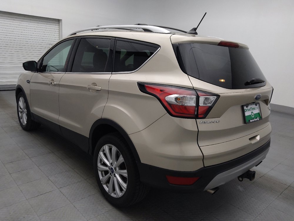Used 2018 Ford Escape Titanium w/ Ford Safe & Smart Package FWD image 5