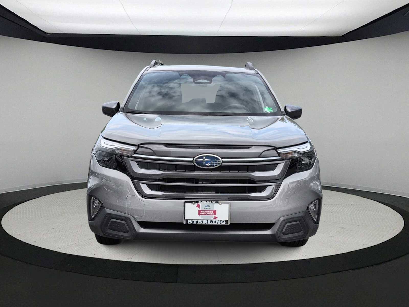 Used 2026 Subaru Forester Premium AWD/4WD image 3