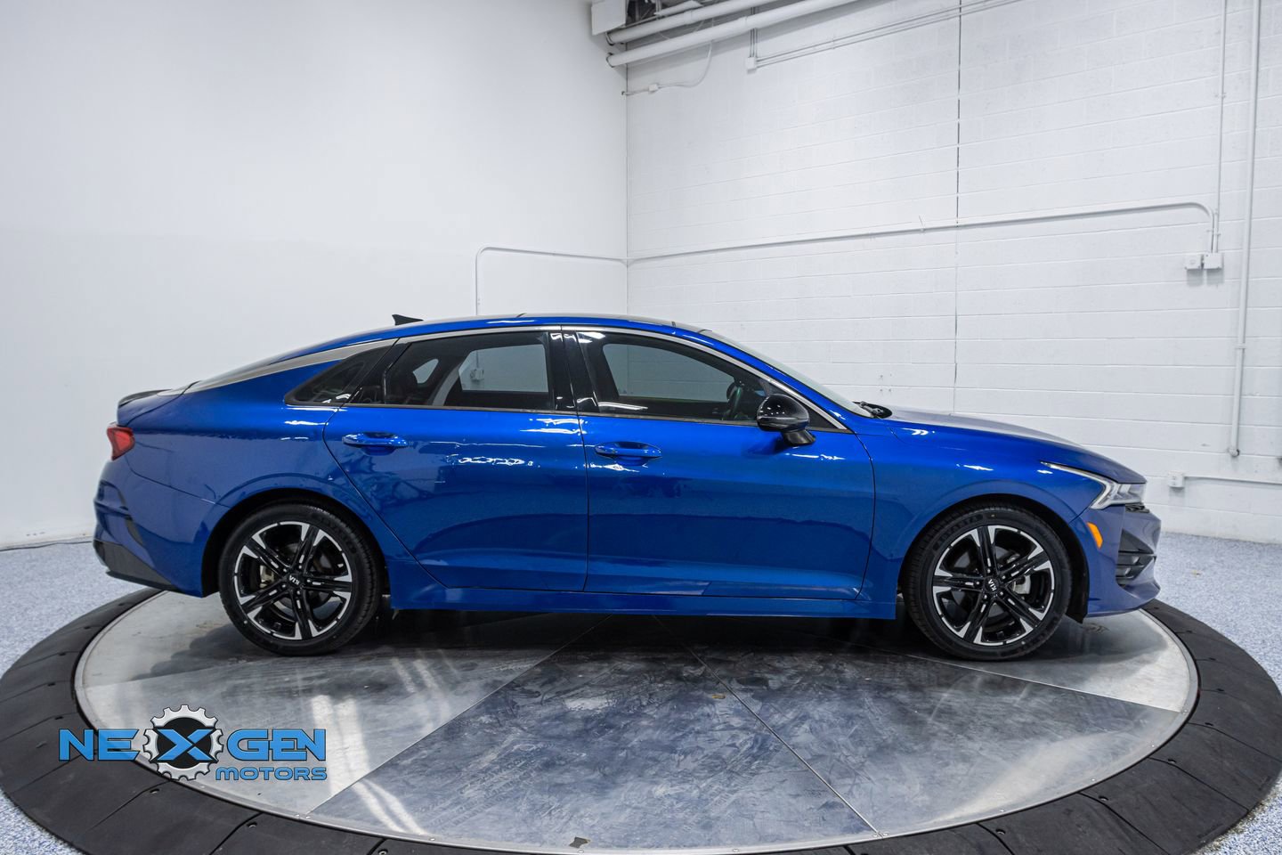 Used 2021 Kia K5 GT-Line AWD/4WD image 8