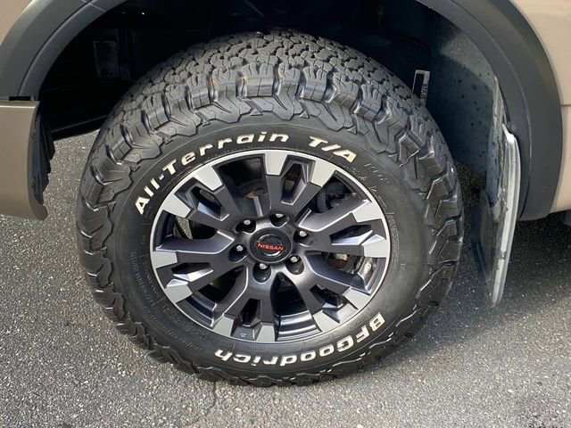 Used 2022 Nissan Titan PRO-4X w/ Pro-4x Convenience Package image 6