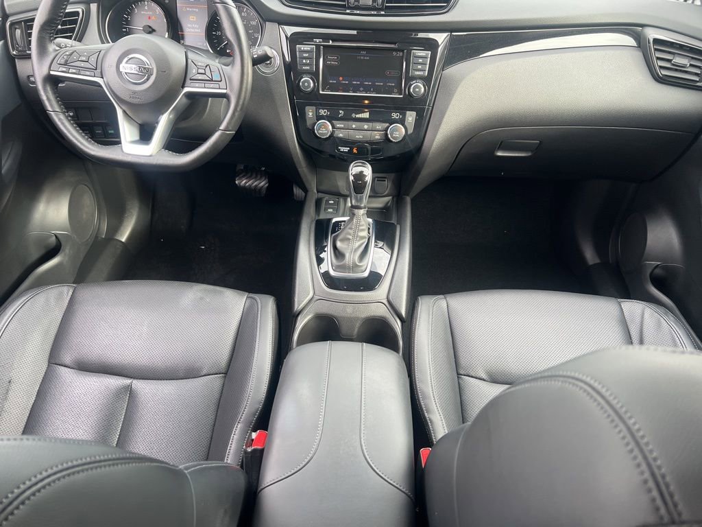 Certified 2022 Nissan Rogue Sport SL image 18