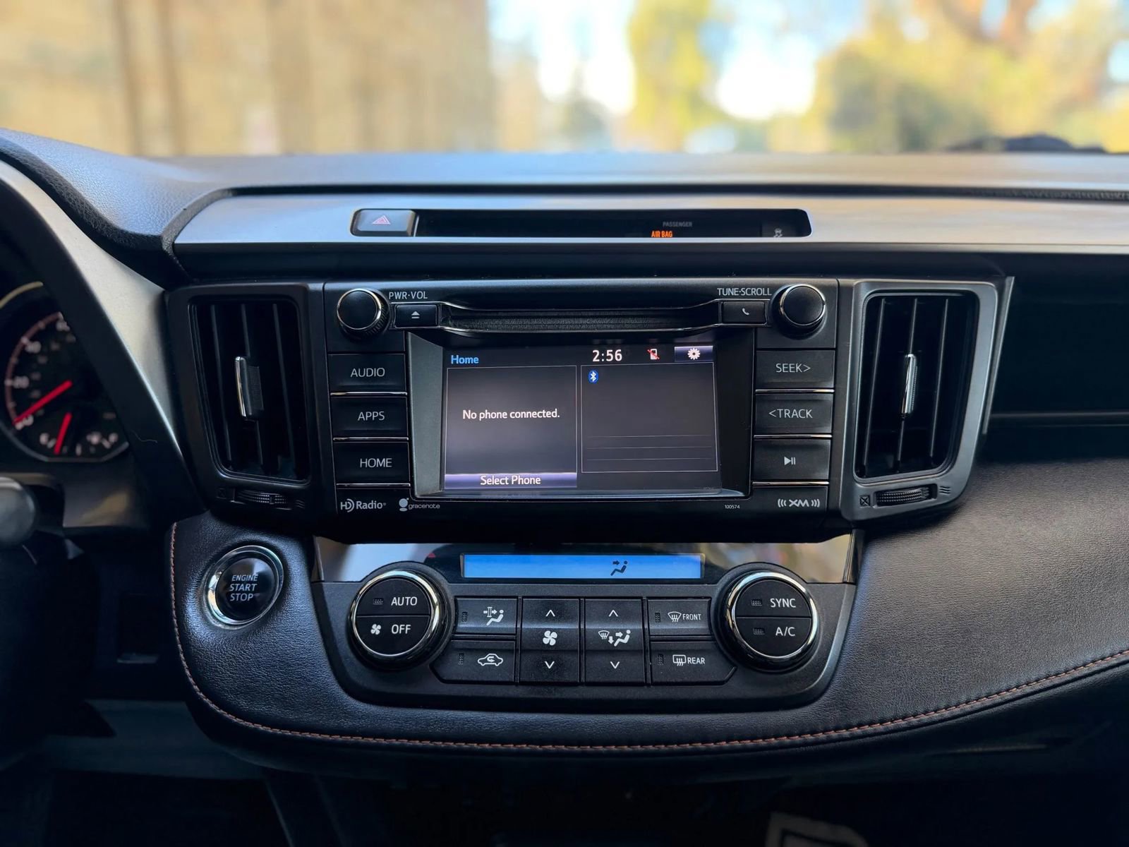 Used 2016 Toyota RAV4 SE FWD image 21