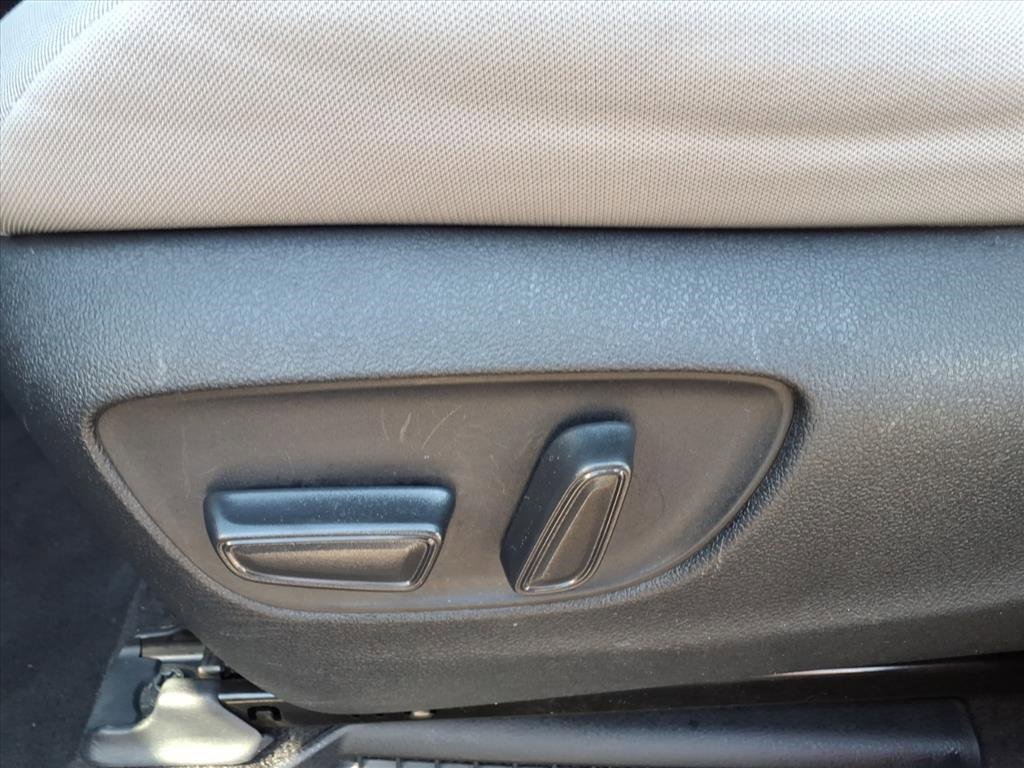 Used 2024 Toyota Sienna LE image 13