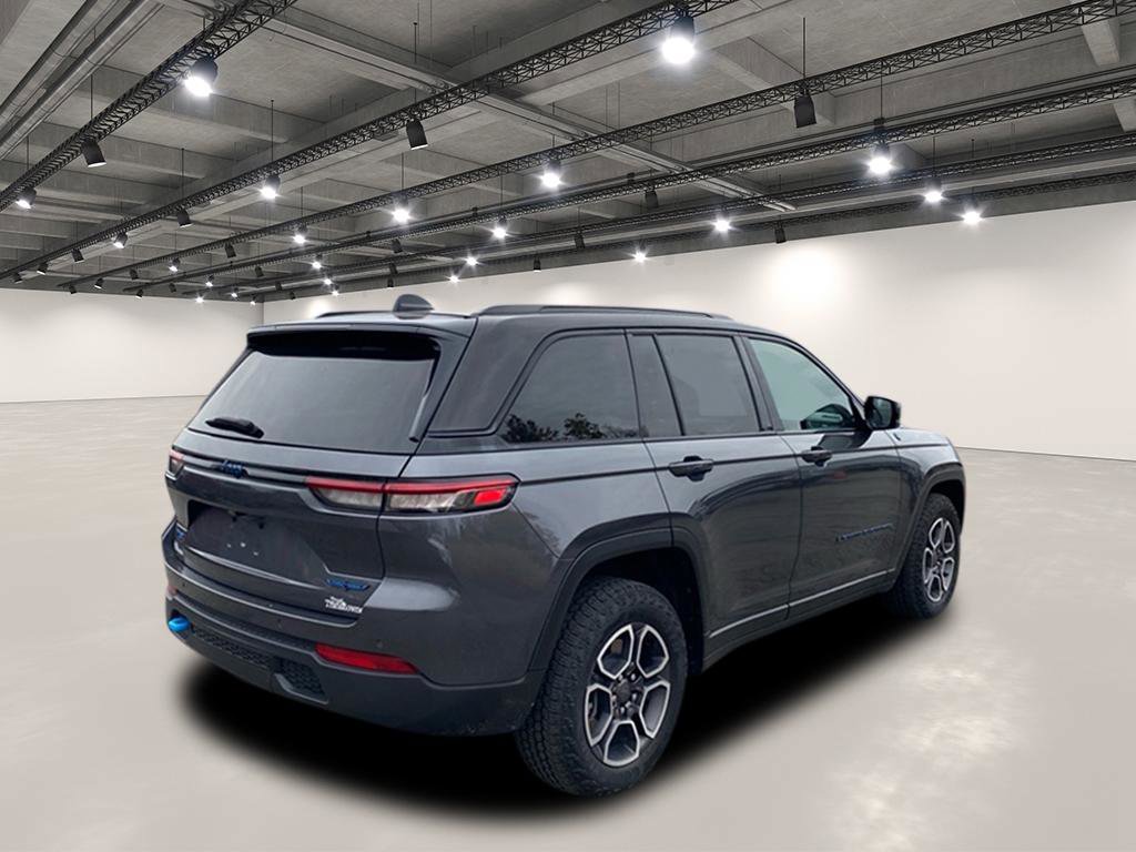 Used 2022 Jeep Grand Cherokee Trailhawk image 7
