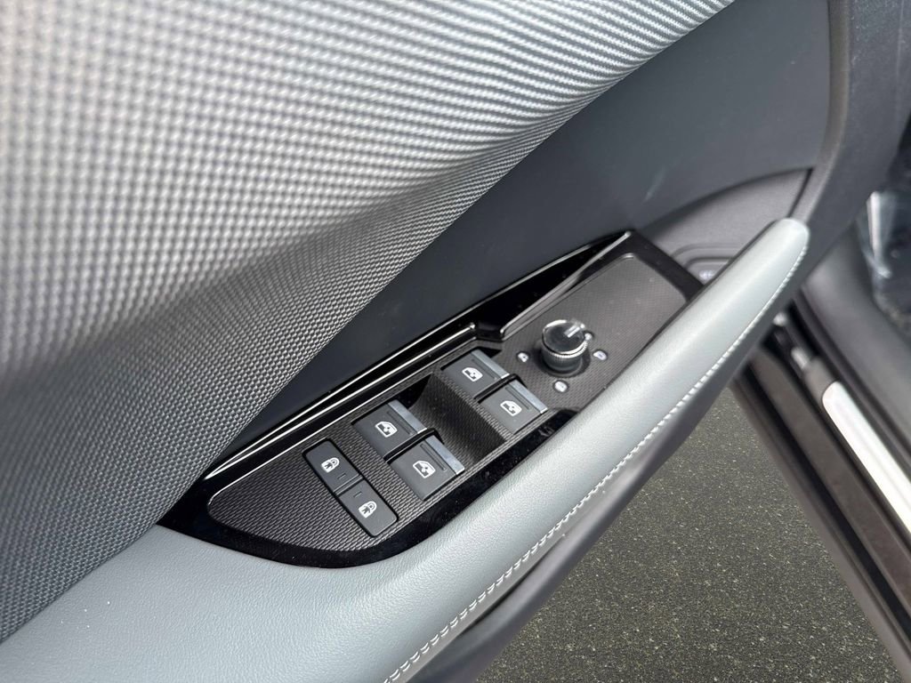 New 2026 Audi Q3 quattro 2.0T image 17