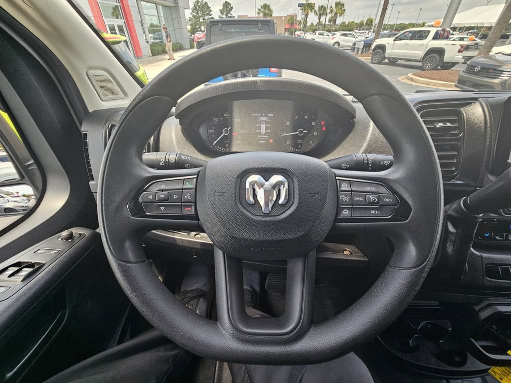 Used 2025 RAM ProMaster 2500 w/ Convenience Group FWD image 16