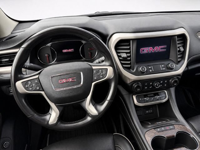 Used 2021 GMC Acadia Denali w/ Denali Ultimate Package AWD/4WD image 27