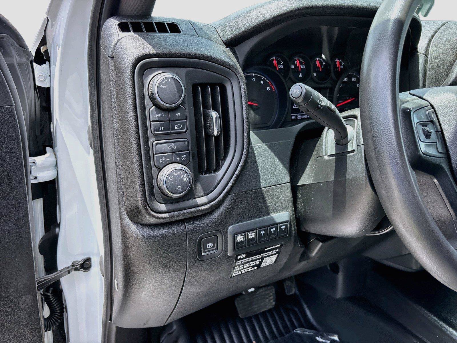 Used 2023 Chevrolet Silverado 1500 W/T w/ Trailering Package AWD/4WD image 10