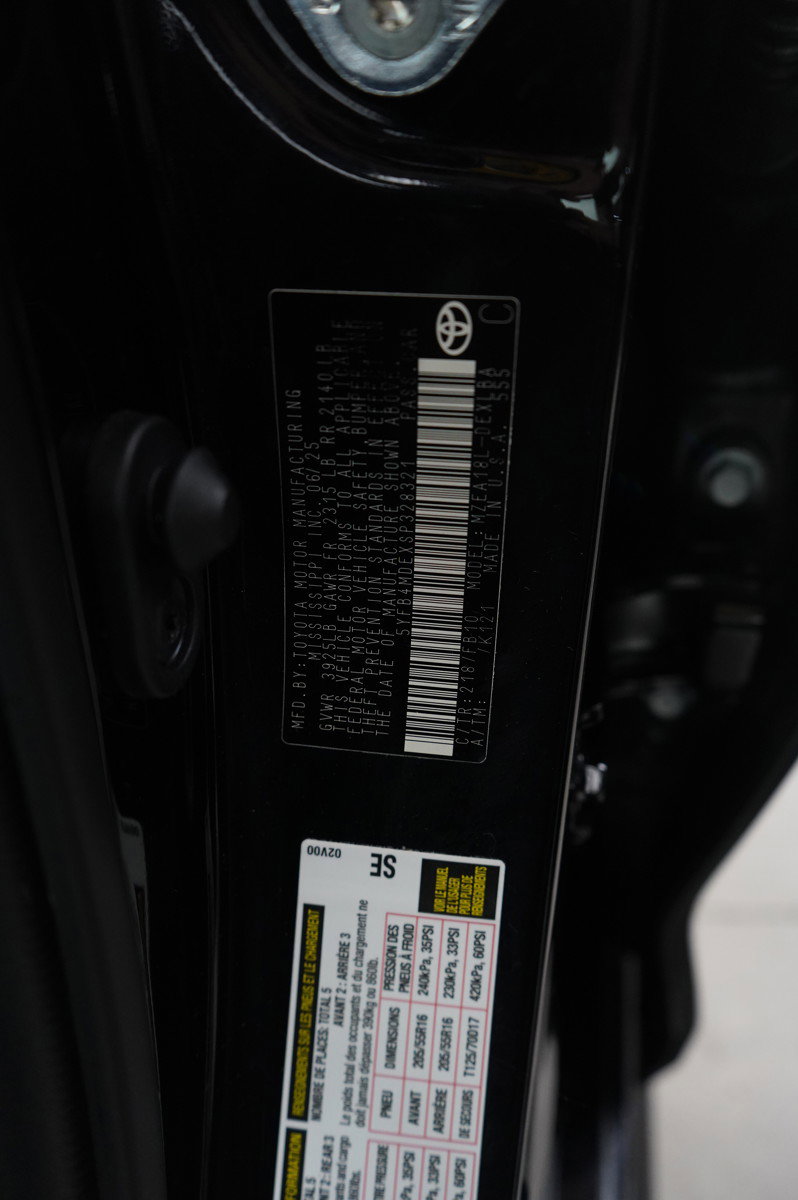 Used 2025 Toyota Corolla LE image 22