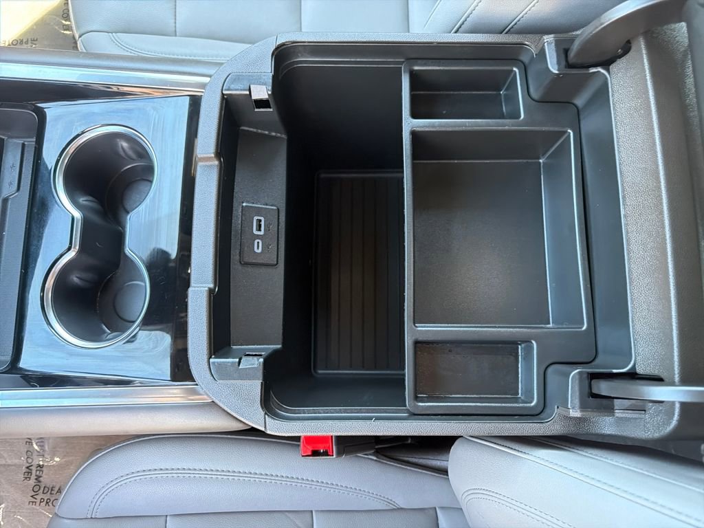 Used 2025 Chevrolet Tahoe LT w/ Comfort Package image 25