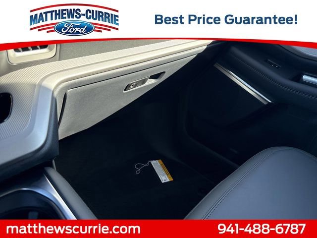 New 2026 Ford Expedition Active image 25