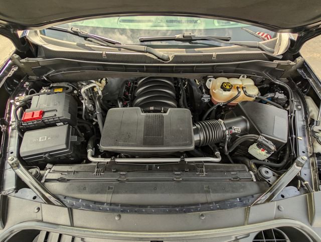 Used 2022 Chevrolet Tahoe RST w/ Luxury Package image 32