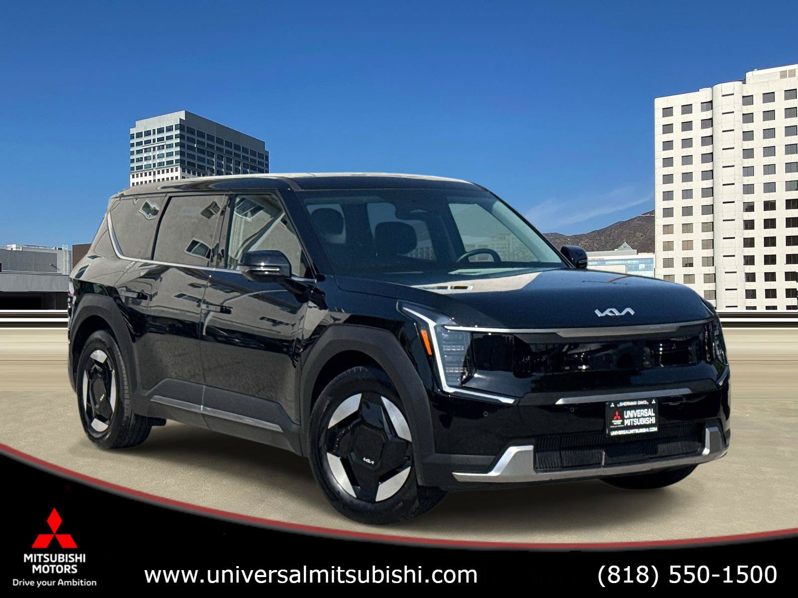 Used 2026 Kia EV9 Light RWD image 1