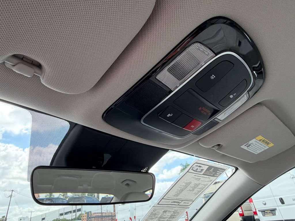 Used 2025 Hyundai Sonata SEL FWD image 20