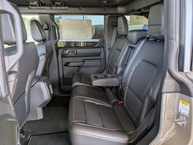 New 2025 Ford Bronco Outer Banks image 14