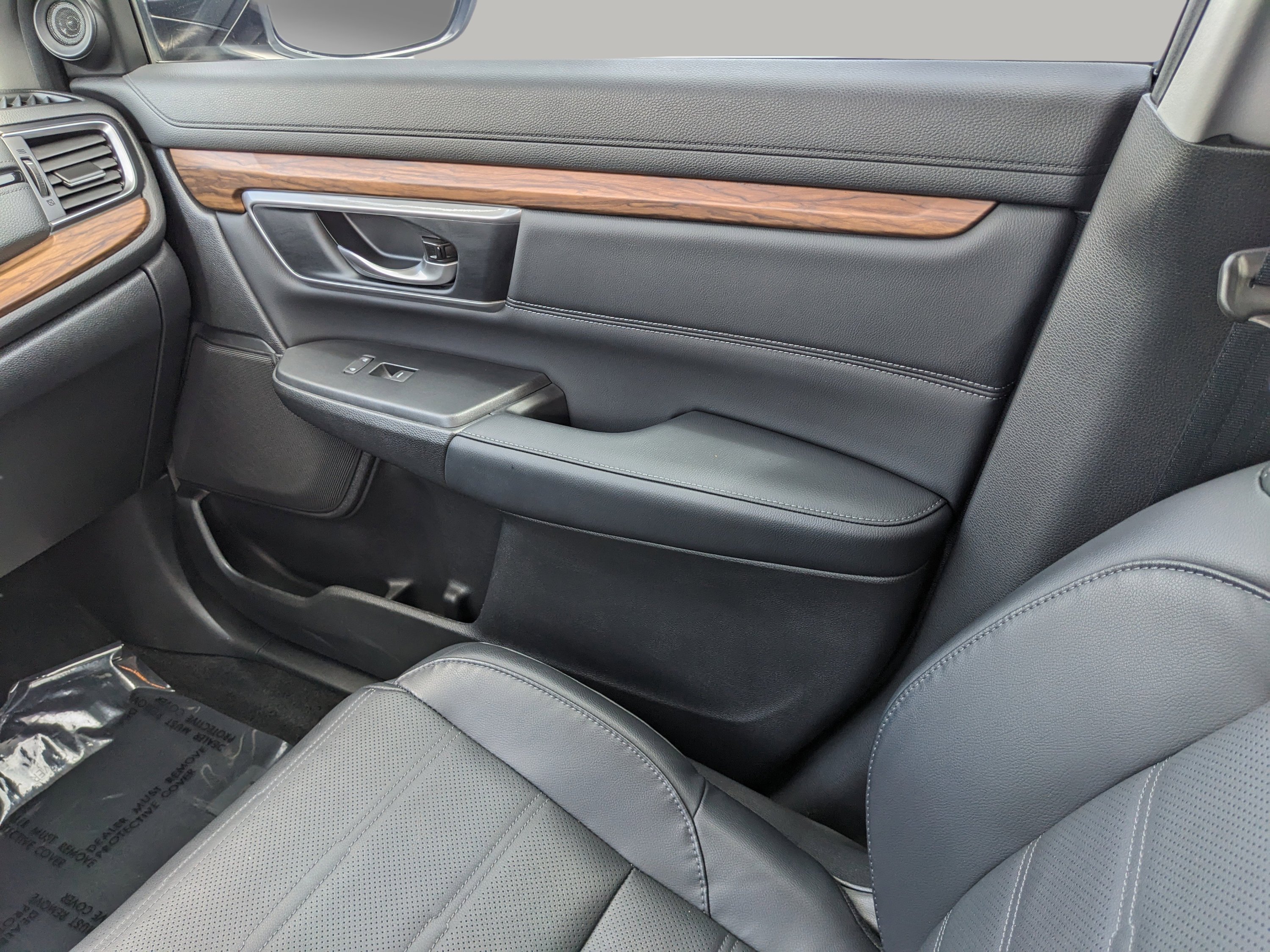 Used 2019 Honda CR-V Touring image 16