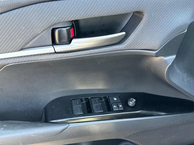 Used 2025 Toyota Camry SE w/ Convenience Package FWD image 26