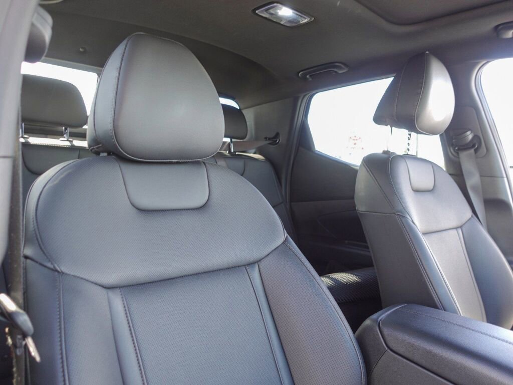 Used 2024 Hyundai Santa Cruz Night image 15