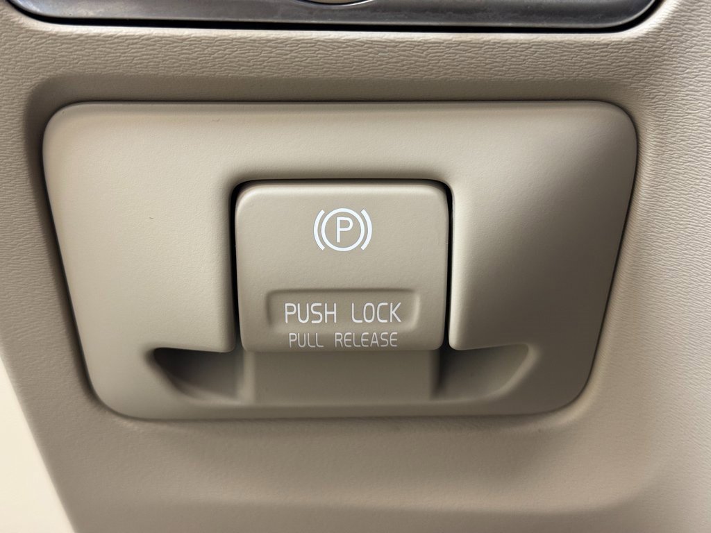 Used 2015 Volvo V60 T5 Premier Plus image 30