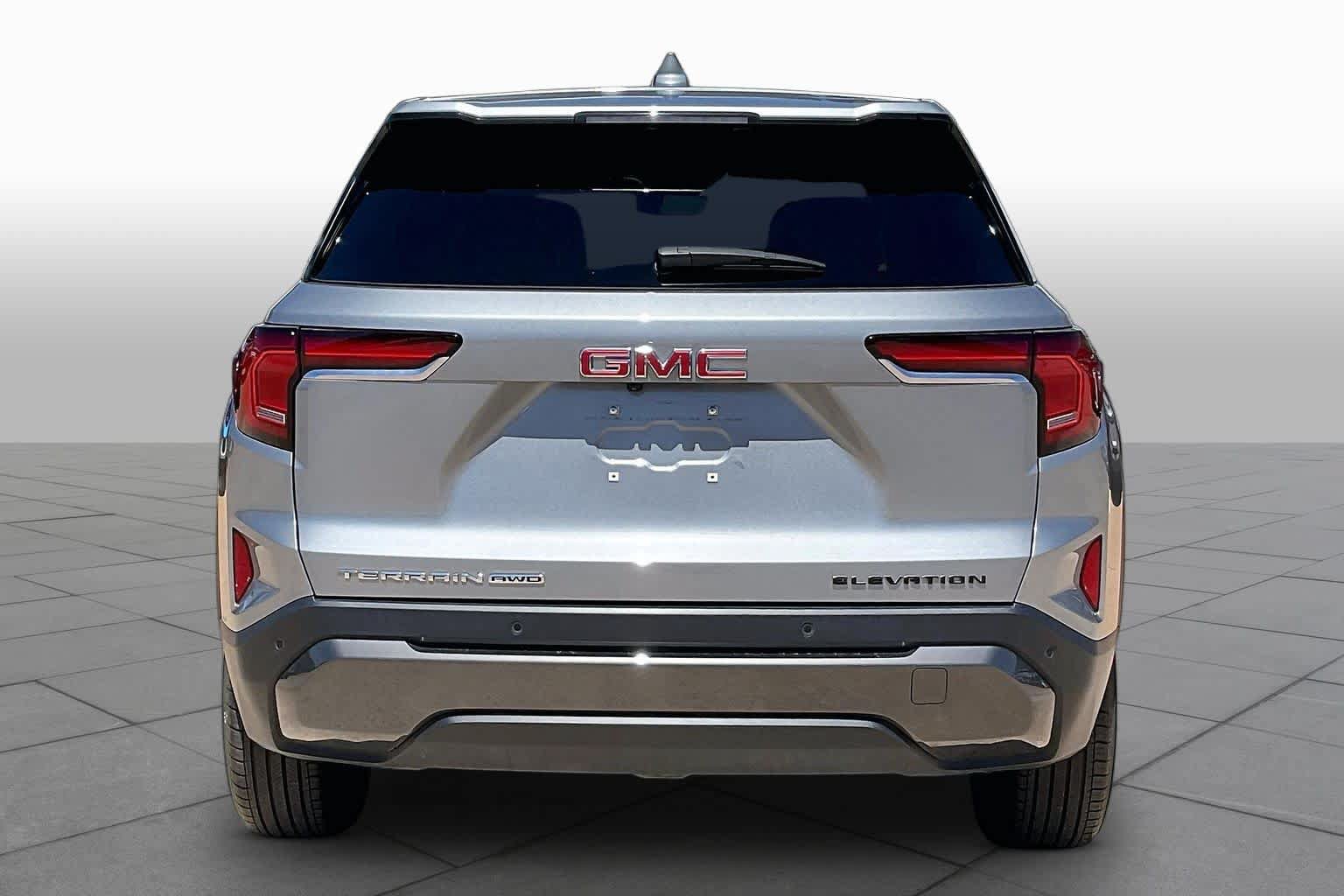 Used 2025 GMC Terrain Elevation AWD/4WD image 5