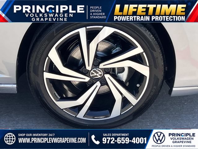 New 2027 Volkswagen Jetta SEL FWD image 3
