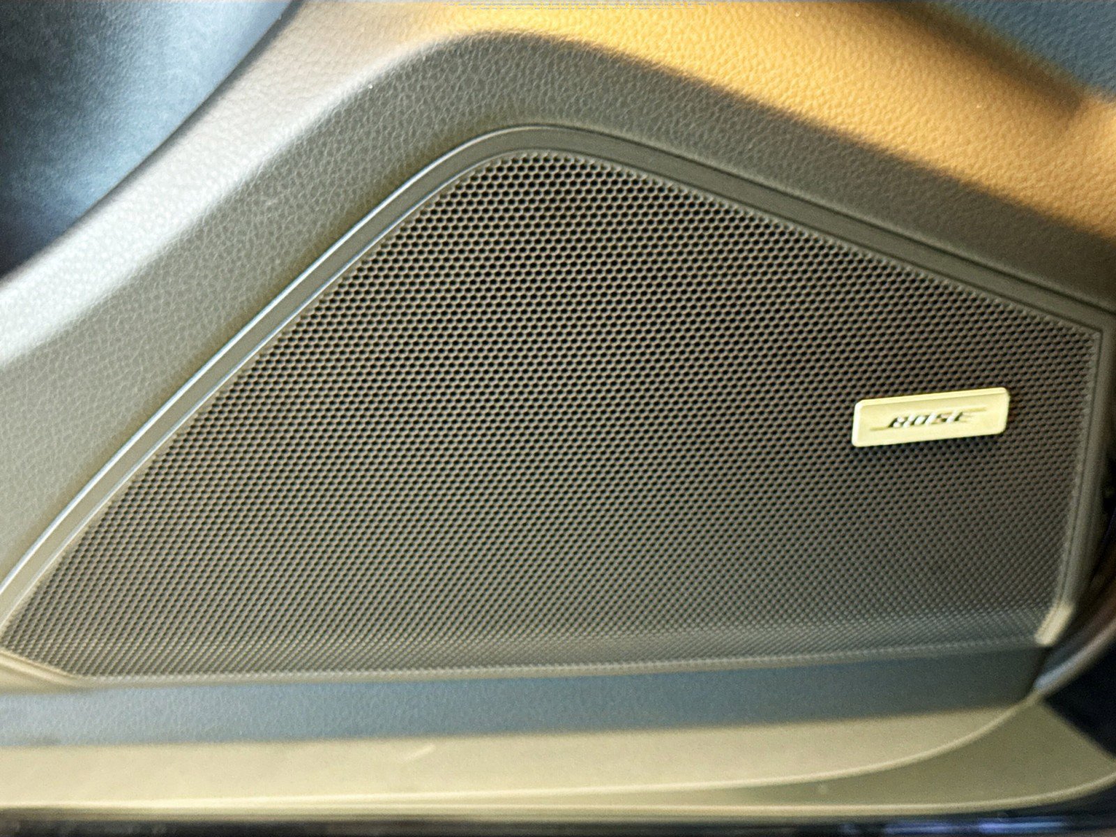 Certified 2025 Porsche Cayenne image 12