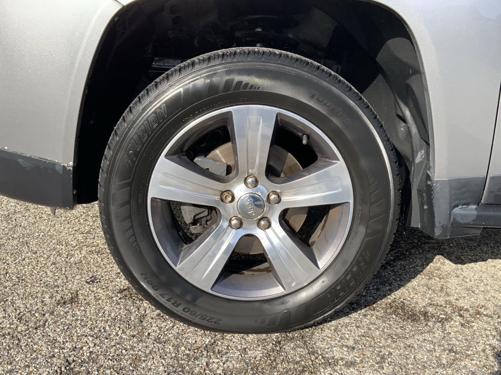 Used 2017 Jeep Compass High Altitude AWD/4WD image 14