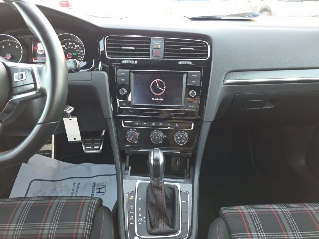 Used 2018 Volkswagen GTI S image 19