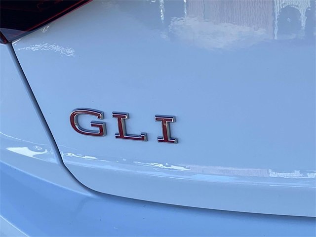 Used 2024 Volkswagen Jetta GLI 40th Anniversary Edition image 9