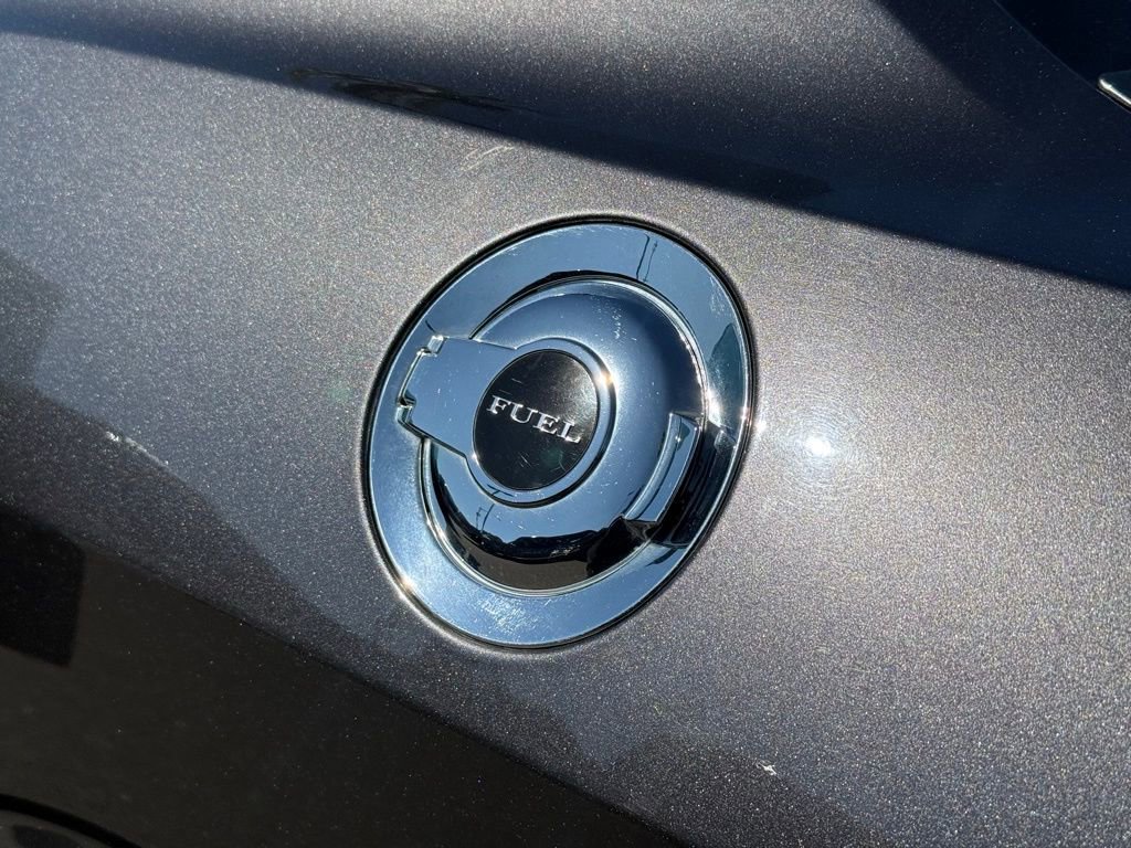 Used 2018 Dodge Challenger SXT image 22