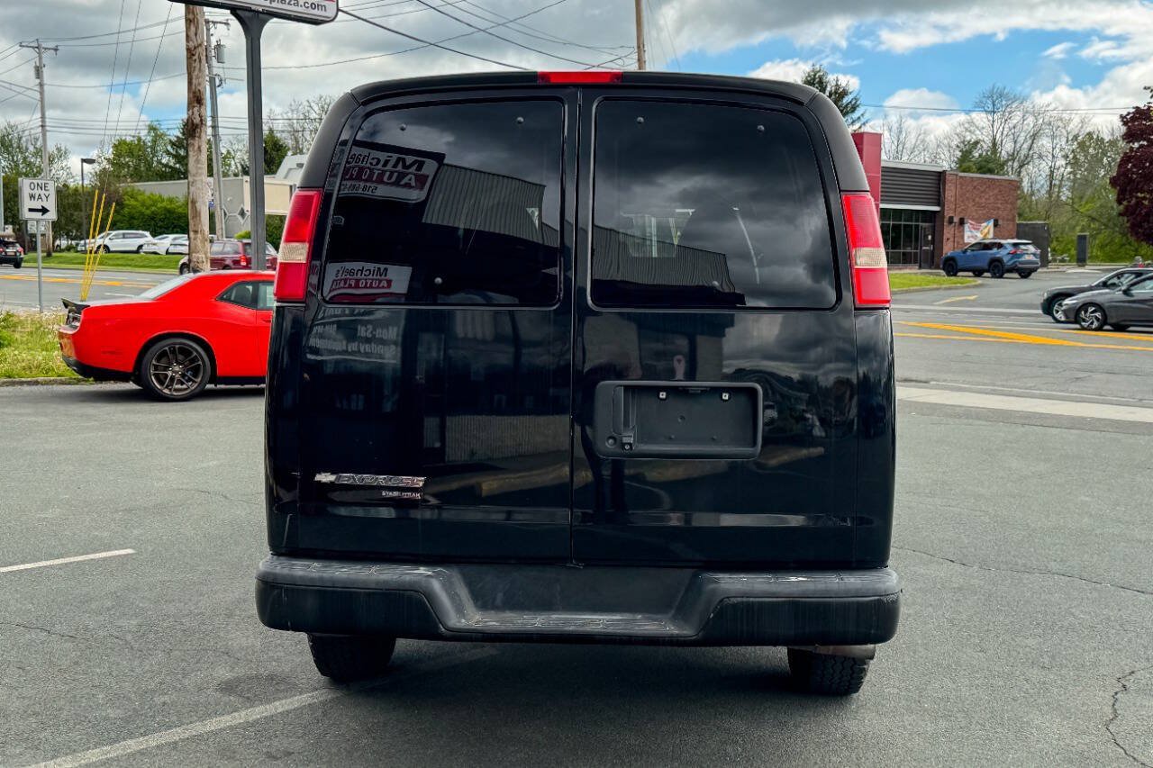 Used 2014 Chevrolet Express 2500 LS RWD image 5
