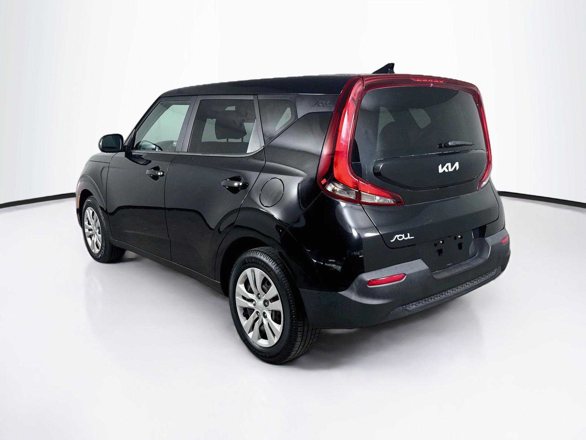 Used 2022 Kia Soul LX FWD image 28