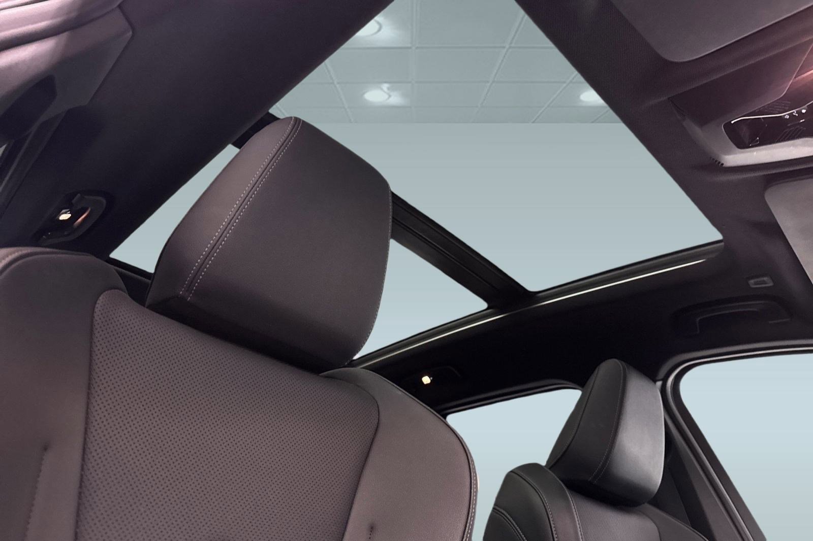 Certified 2023 BMW X1 xDrive28i w/ M Sport Package image 16