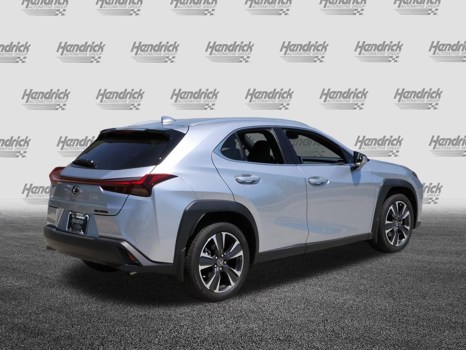 Used 2026 Lexus UX 300h FWD image 9