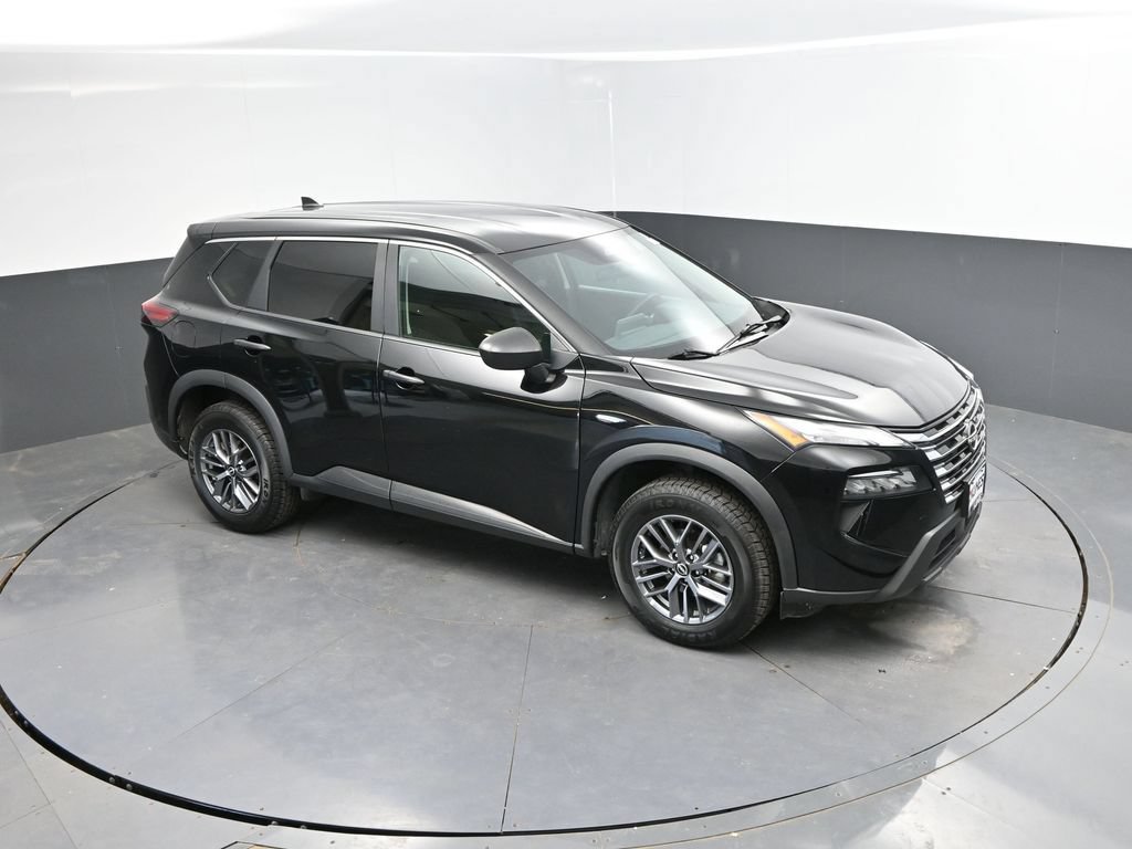 Used 2024 Nissan Rogue S AWD/4WD image 22