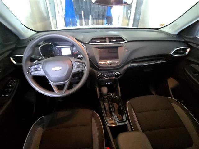 Used 2023 Chevrolet TrailBlazer LT FWD image 11
