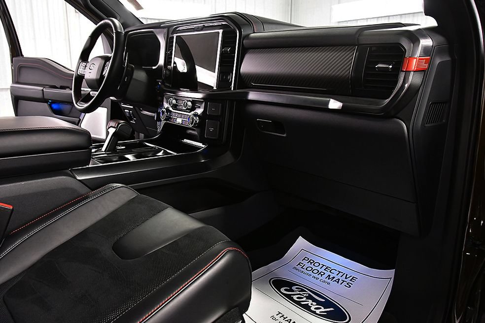 Used 2025 Ford F150 Raptor AWD/4WD image 30