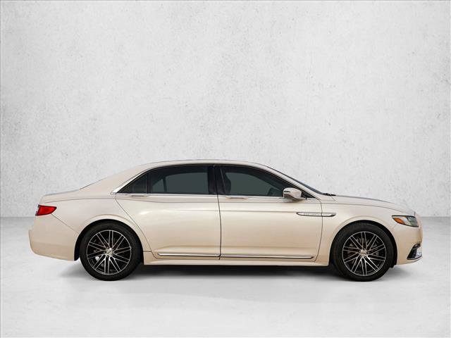Used 2017 Lincoln Continental Select w/ Climate Package AWD/4WD image 4