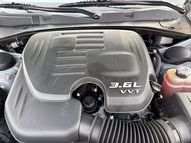 Used 2022 Dodge Charger SXT w/ Leather Interior Group image 22