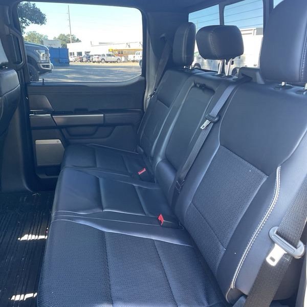 Used 2025 Ford F150 Lariat w/ Equipment Group 501A Mid image 16