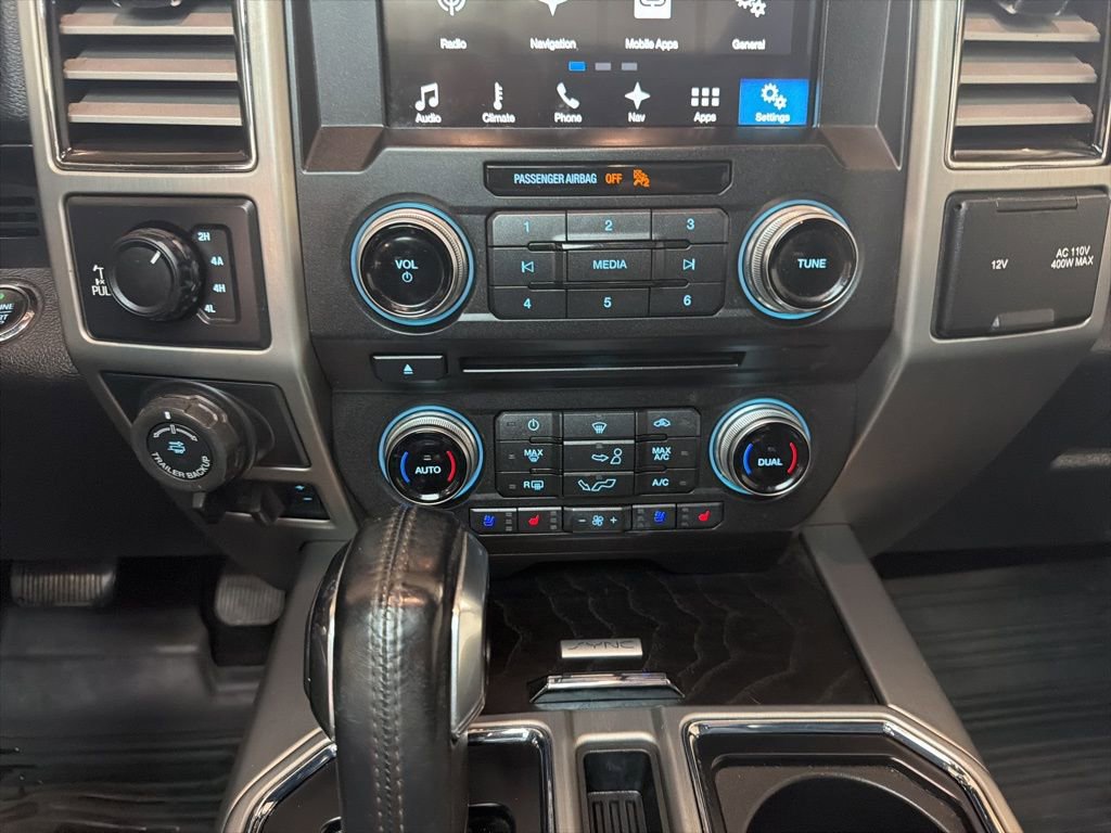 Used 2018 Ford F150 Platinum w/ Equipment Group 701A Luxury image 19