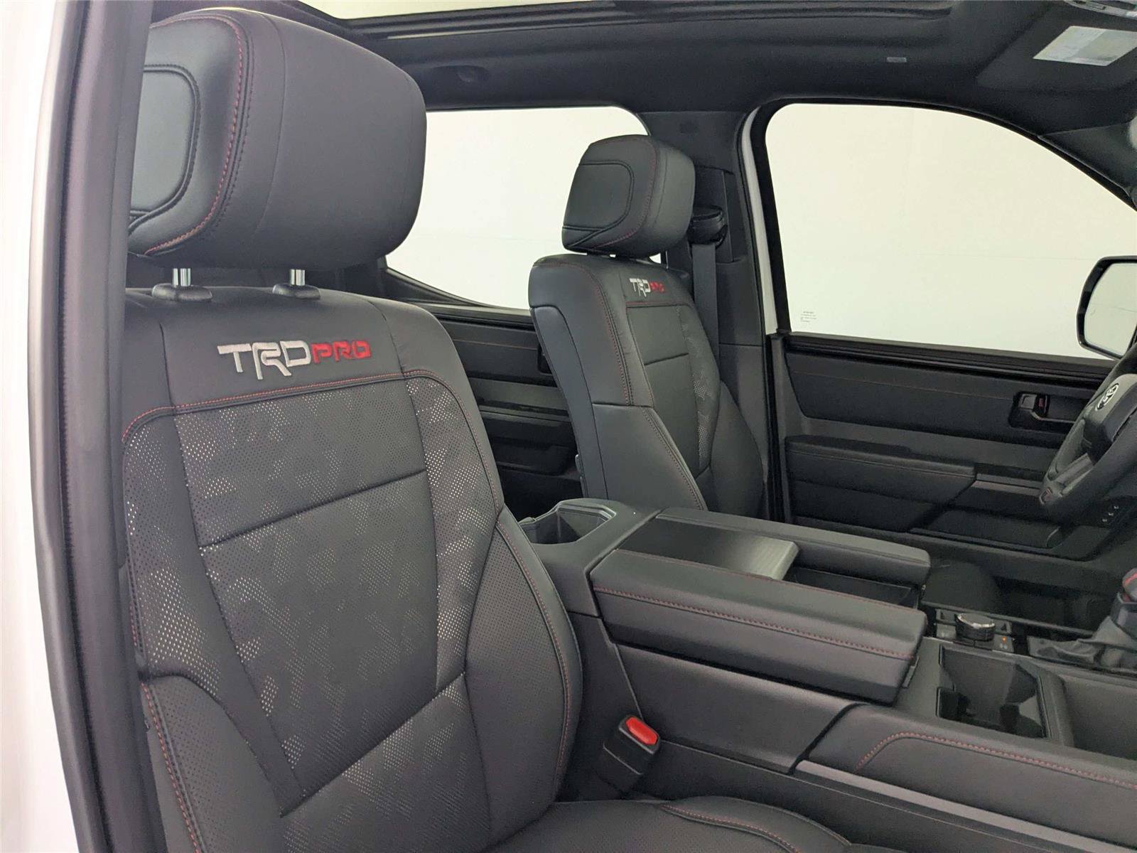 Certified 2025 Toyota Tundra TRD Pro AWD/4WD image 33
